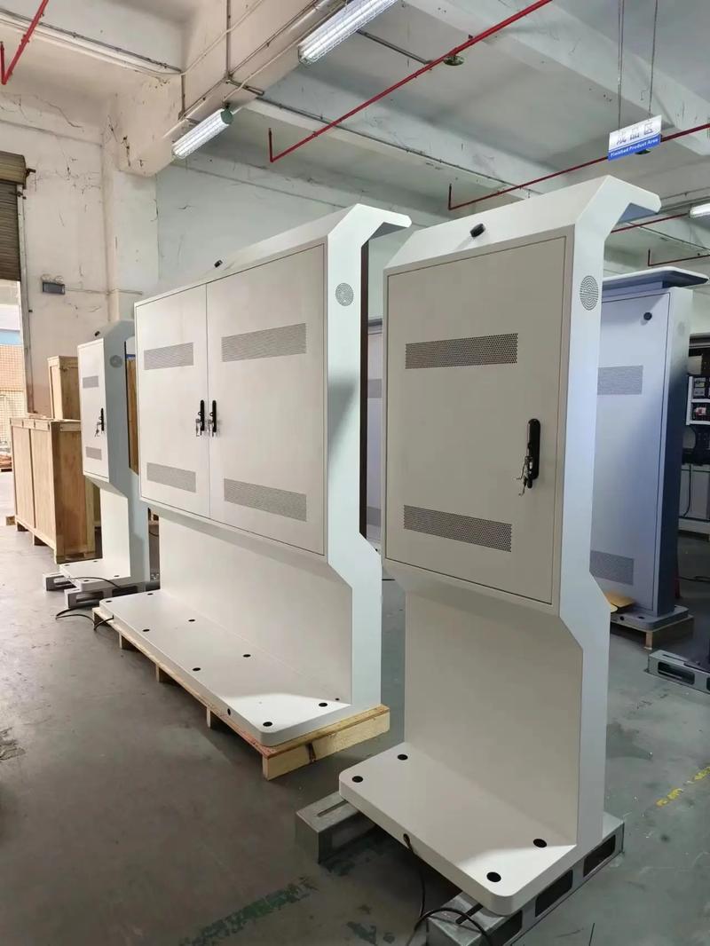 保定定制戶外廣告機(jī)安裝調(diào)試完成，專業(yè)生產(chǎn)廠家助力國內(nèi)廣告發(fā)布升級